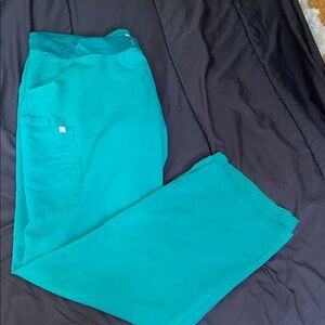 Figs Men's Aqua Cargo Pants